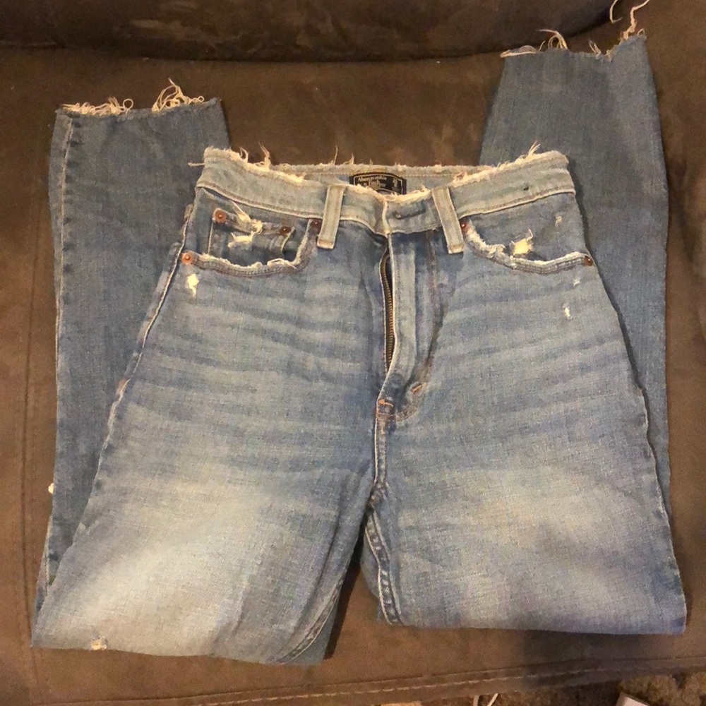 Abercrombie Ultra high rise mom jeans